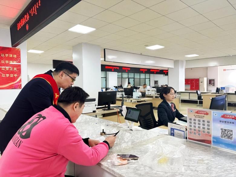 呼和浩特市回民区党建引领政务服务提质增效
