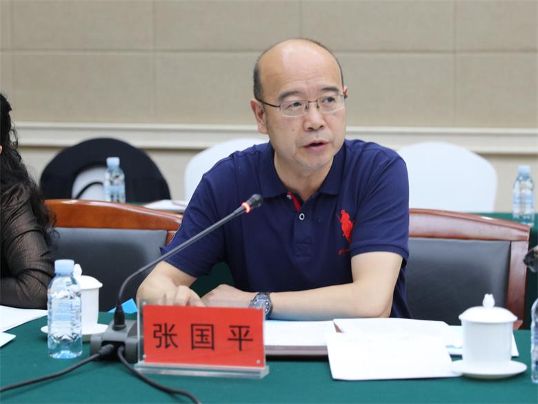 呼和浩特市人民政府党组成员、重大项目办主任张国平.jpg