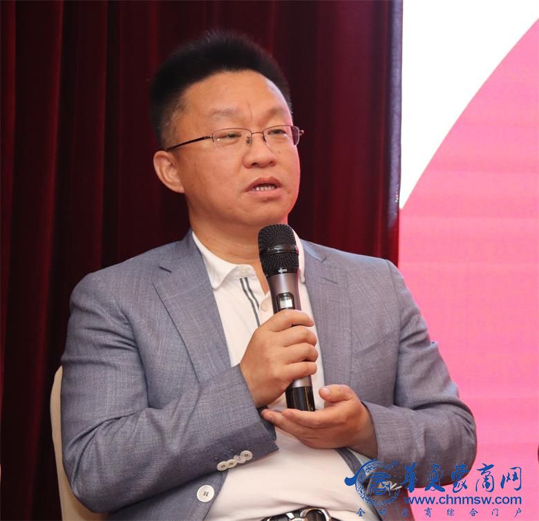 快乐小羊.jpg